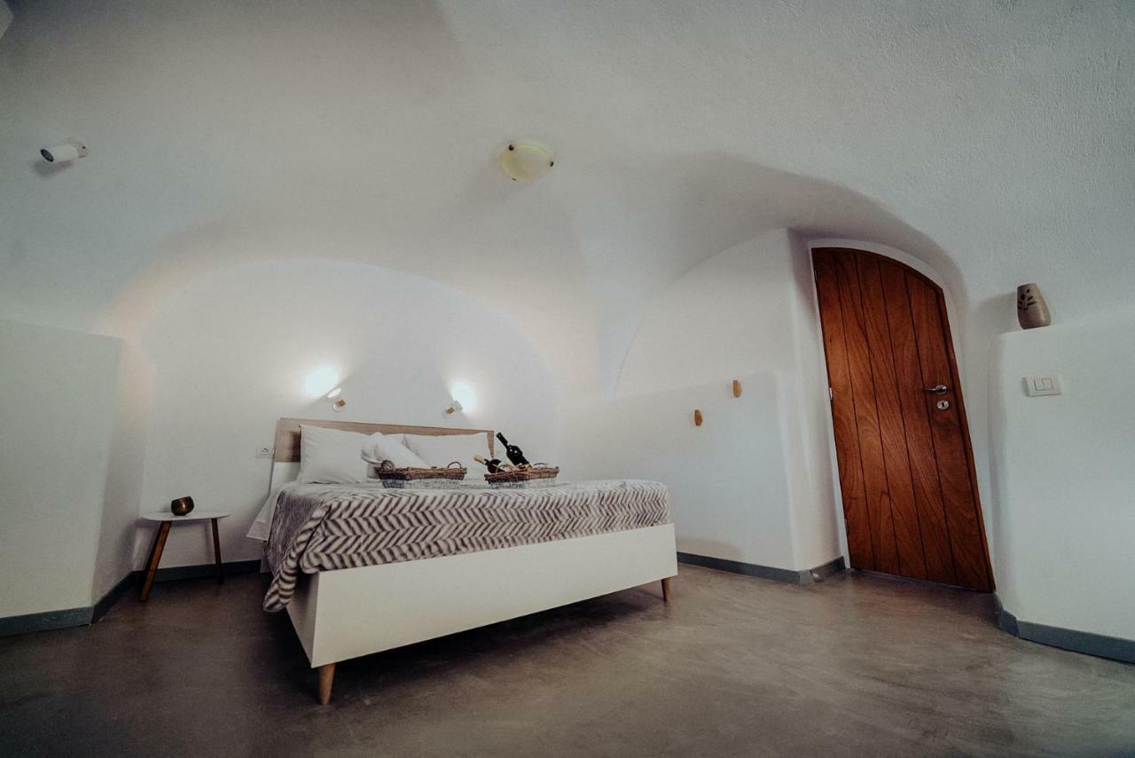 Pueblo Viejo Suites Камари Экстерьер фото